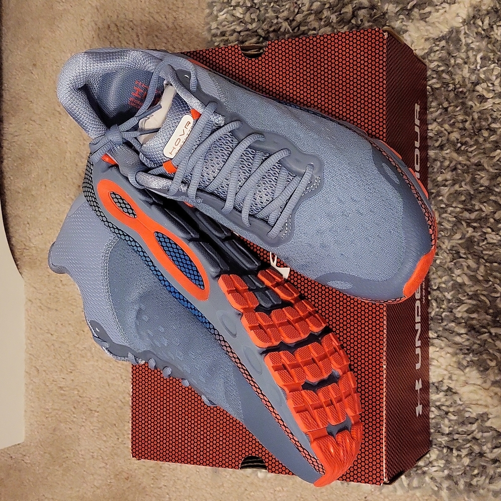Under Armour Size 12